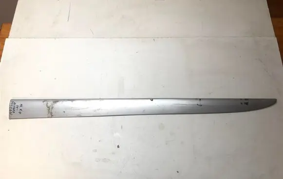 Nissan Primera Front door trim (molding) 808719F5