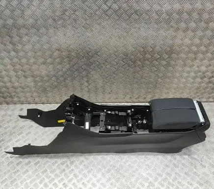 Land Rover Range Rover Evoque L551 Center console R8D2045J40AA R8D2045C22A