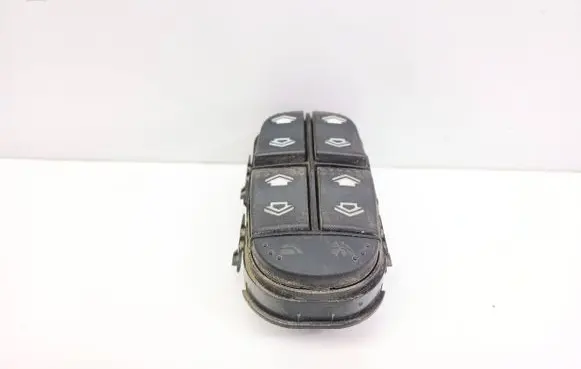 Ford Focus Electric window control switch 98AB14A132DE LK03162252
