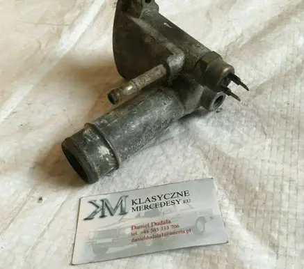 Mercedes-Benz E W124 Engine coolant pipe/hose 6012030431