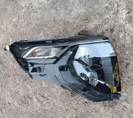 Ford Transit Courier II Headlight/headlamp R2X613W029AF 11071164F