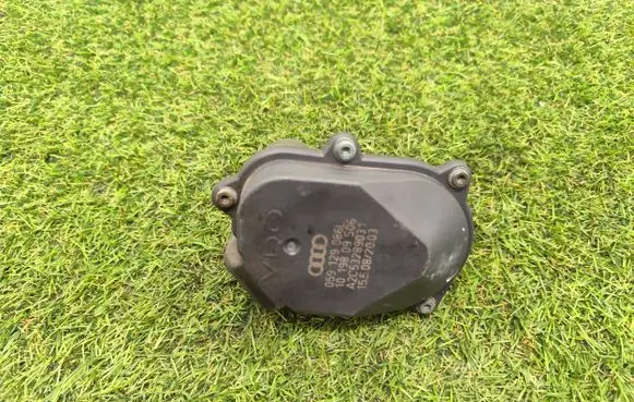 Audi Q5 SQ5 Intake manifold valve actuator/motor 059129086L A2C53289031
