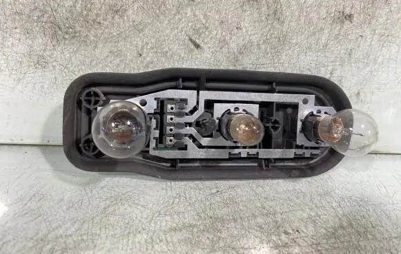 BMW 5 E39 Tail light bulb cover holder 8371324
