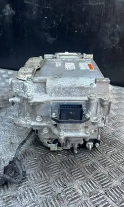 Lexus IS III XE30 Voltage converter inverter G920030130