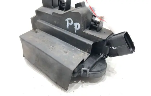 Fiat Croma Front door lock 51708428A