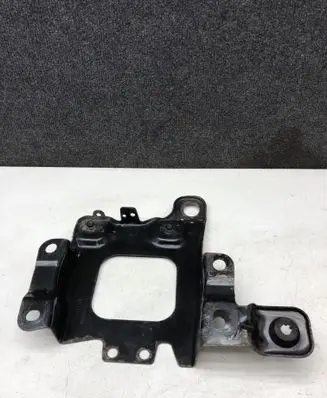 Ford Kuga II Battery tray AV61R6K034AB