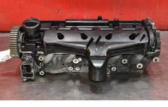Volvo V70 Engine head 30731988