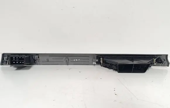 BMW 3 E90 E91 Dashboard center trim panel 7132845