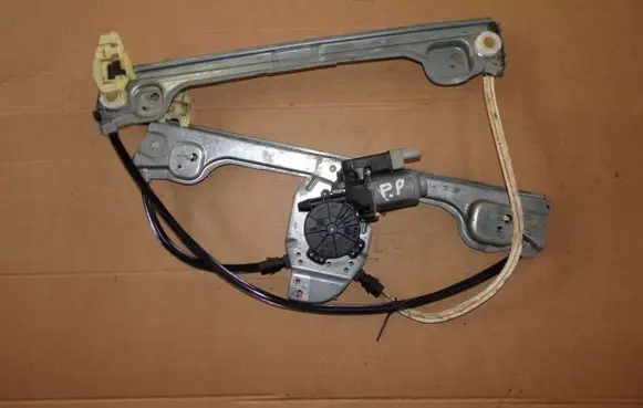 Peugeot 1007 Sliding door window regulator with motor