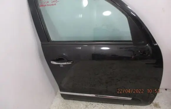 Citroen C3 Picasso Front door