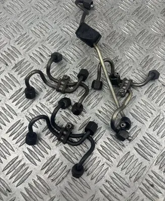 BMW 5 E60 E61 Fuel Injector clamp holder 