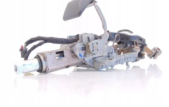 Volkswagen PASSAT B7 Steering wheel axle 3C0905861J