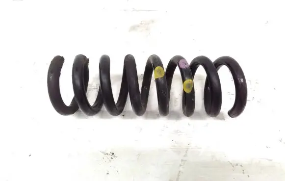 Mercedes-Benz E A207 Rear coil spring