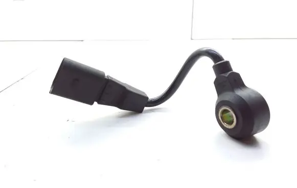 Volkswagen Golf IV Detonation knock sensor 06A905377B