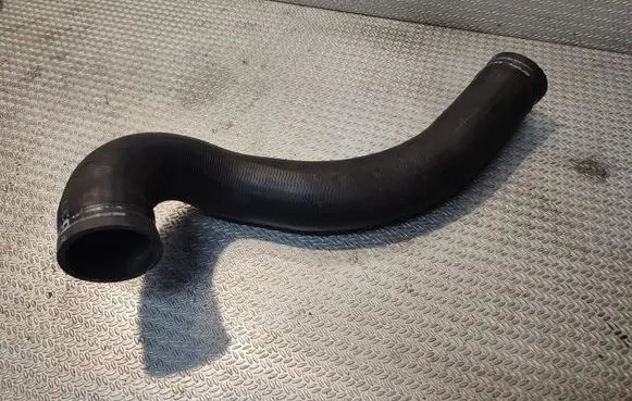 Iveco Daily 35 - 40.10 Intercooler hose/pipe 504300627