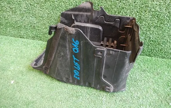 Land Rover Range Rover Evoque L538 Battery box tray 
