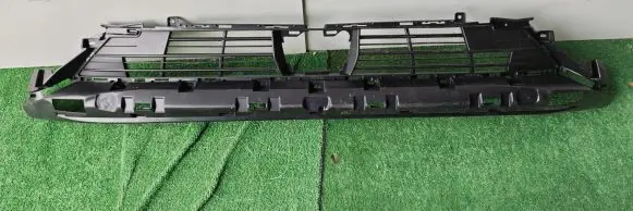 Citroen DS3 Front bumper lower grill 9820842580