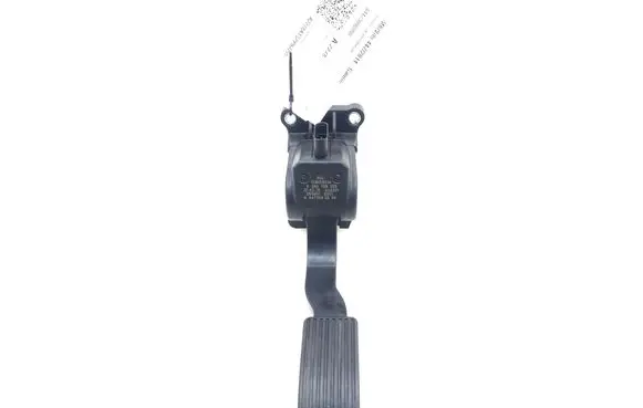 Mercedes-Benz Vito Viano W447 Accelerator throttle pedal A4473000200