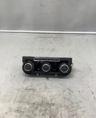 Volkswagen Golf VI Climate control unit 3C8907336J