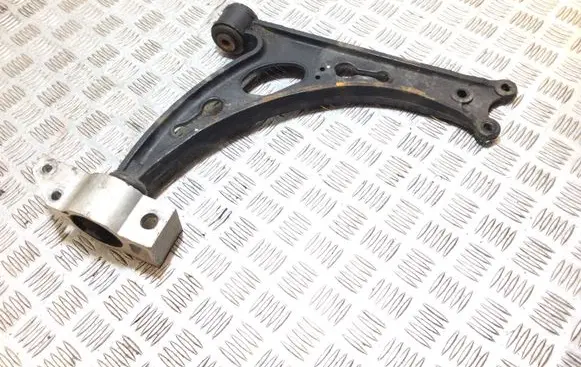 Volkswagen Jetta V Front lower control arm/wishbone
