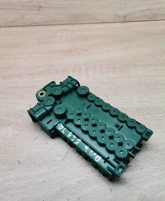 BMW 5 E39 Fuse module 8367768