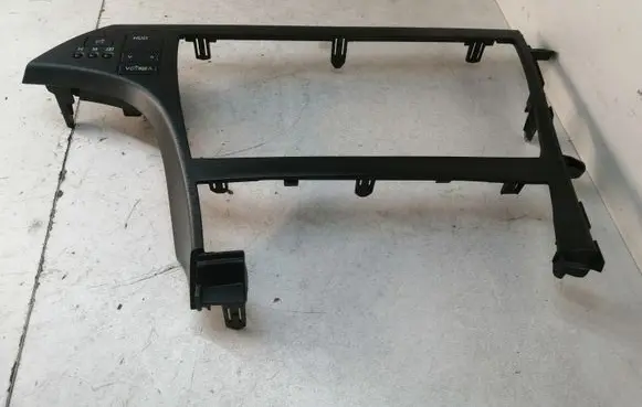 Toyota Prius (XW30) Radio/GPS head unit trim 5547447070