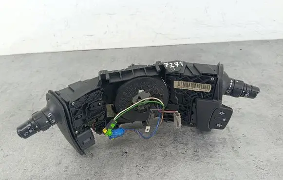 Renault Scenic II - Grand scenic II Wiper turn signal indicator stalk/switch