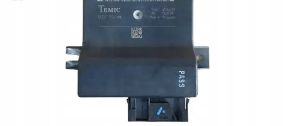 Audi A6 S6 C6 4F Gateway control module 4F0907468E