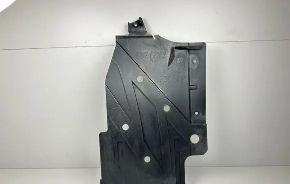 BMW 4 F32 F33 Center/middle under tray cover 7258050