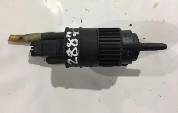 Nissan Almera N16 Windscreen/windshield washer pump 7700430702
