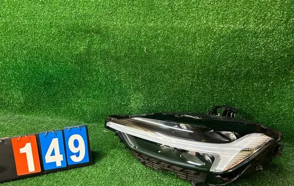 Volvo XC60 Headlight/headlamp