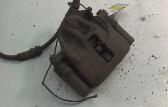 Alfa Romeo 33 Front brake caliper 