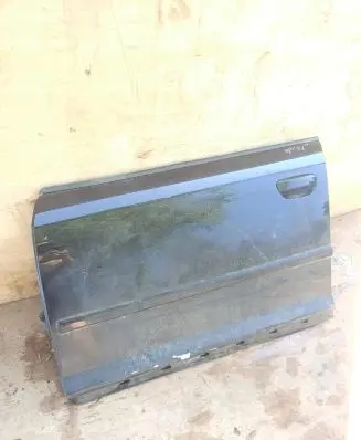 Audi A3 S3 8P Front door