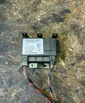 Mercedes-Benz Vito Viano W639 Fuel injection pump control unit/module A0009003101 130311659119E A2C53406807