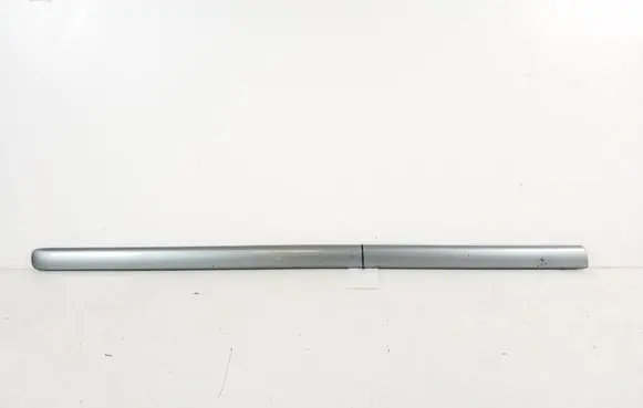 Toyota Avensis T250 Front door trim (molding) 75732-05100