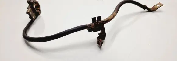 Volkswagen Golf III Positive cable (battery) 1H0971228H