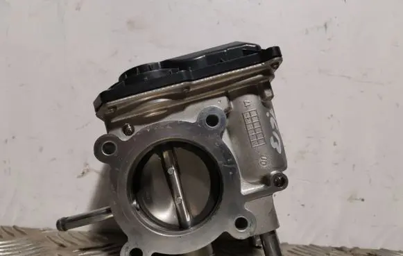 Hyundai Tucson LM Throttle valve 351002B300 530206U23 D2161