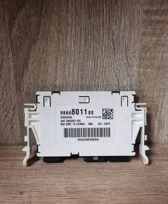 Peugeot 208 II Battery control module 9866801180