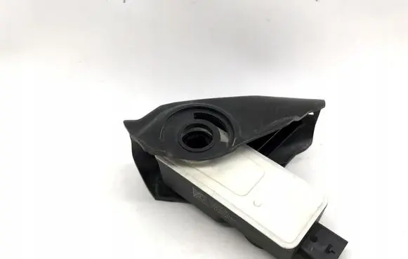 Tesla Model Y Other devices 115579700