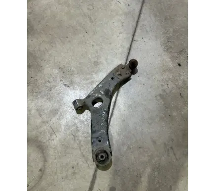 KIA Sportage Front lower control arm/wishbone