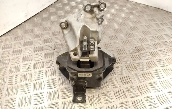 KIA Sportage Engine mount bracket 21830F1000 18A24300147B