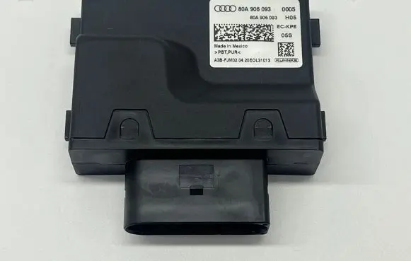 Audi Q5 SQ5 Fuel injection pump control unit/module 80A906093 A3REJM02