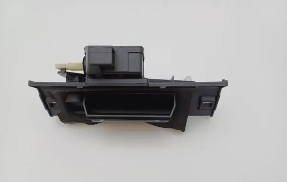 Peugeot 206 Tailgate/trunk/boot exterior handle N0500054 N0500056