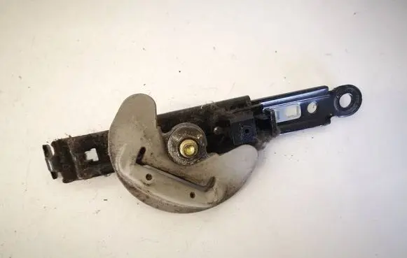 Toyota Corolla Verso AR10 Seat belt adjustment rail 