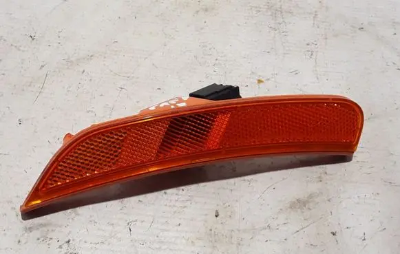 Chrysler Pacifica Front indicator light 68229422AA