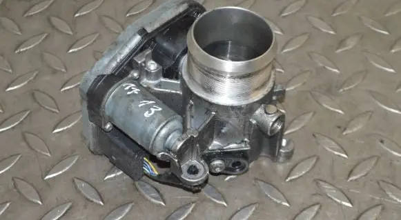 Jaguar XF X250 Throttle valve 687888280