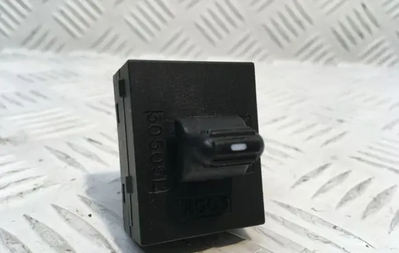 Jeep Grand Cherokee (WJ) Electric window control switch 5HB57TRMAA