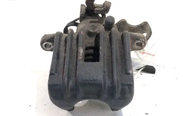 Volkswagen PASSAT B5.5 Rear brake caliper
