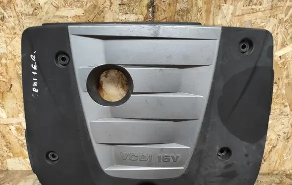 Chevrolet Cruze Engine cover (trim)