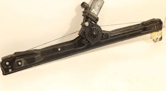 Iveco Daily 35 - 40.10 Front window lifting mechanism without motor 5801901052